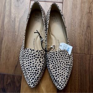 Time and Tru Women's Cream and Black Cheetah Ballet Flats